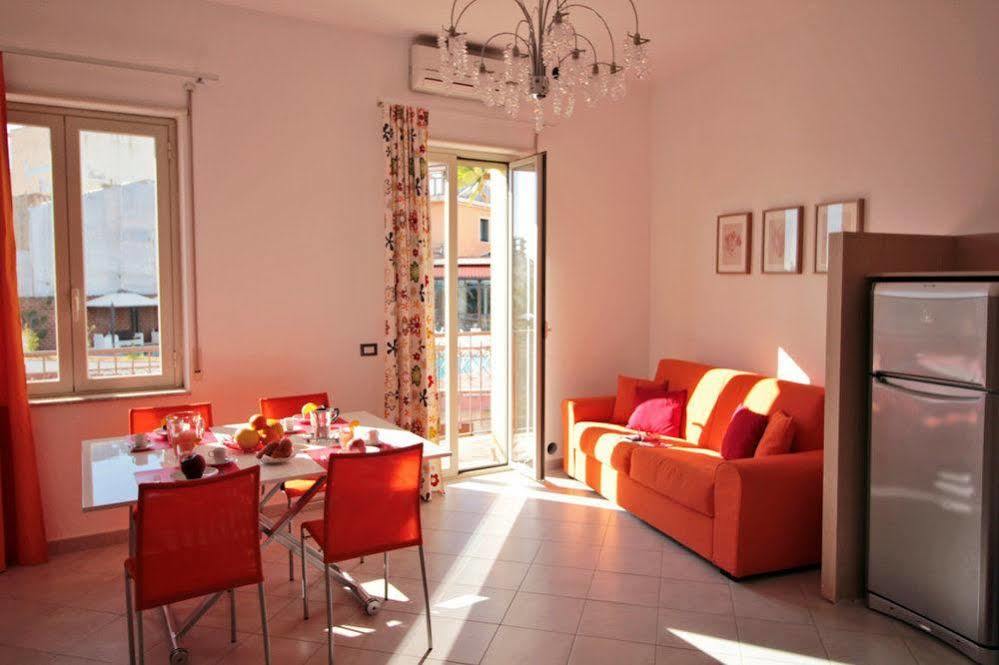 Taonasi Taormina Apartments *